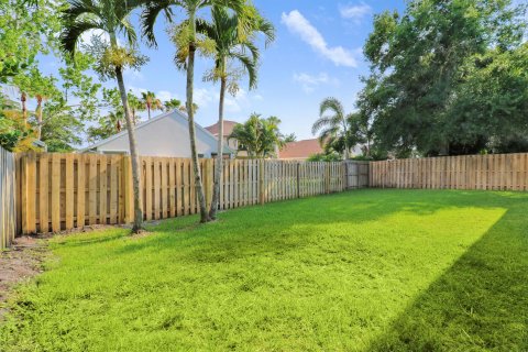 Casa en venta en Palm City, Florida, 4 dormitorios, 171.13 m2 № 1223678 - foto 10