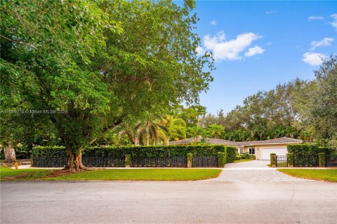 Villa ou maison à vendre à Coral Gables, Floride: 3 chambres, 184.13 m2 № 1381666 - photo 29