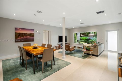 Casa en venta en Coral Gables, Florida, 3 dormitorios, 184.13 m2 № 1381666 - foto 7