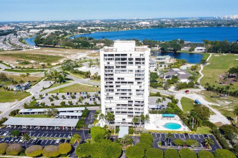 Condominio en venta en West Palm Beach, Florida, 2 dormitorios, 105.35 m2 № 949991 - foto 1