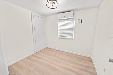 Casa en venta en Tampa, Florida, 3 dormitorios, 115.2 m2 № 1295809 - foto 13