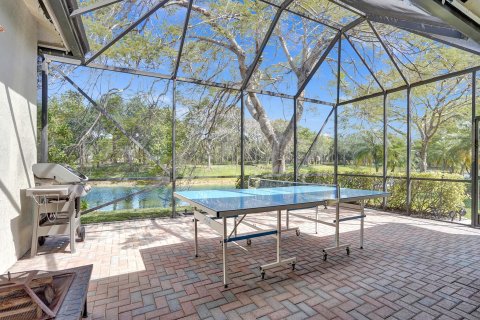 Villa ou maison à vendre à Parkland, Floride: 3 chambres, 221.94 m2 № 1145809 - photo 9