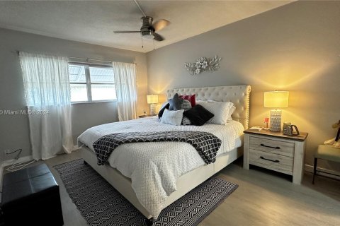 Condominio en venta en Hollywood, Florida, 1 dormitorio, 69.12 m2 № 1145764 - foto 18