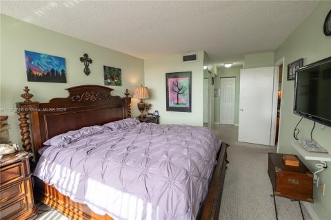 Copropriété à vendre à Pembroke Pines, Floride: 2 chambres, 102.19 m2 № 1145762 - photo 17