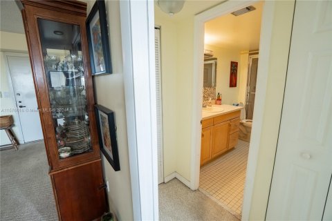 Copropriété à vendre à Pembroke Pines, Floride: 2 chambres, 102.19 m2 № 1145762 - photo 29