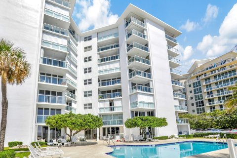 Condominio en venta en Hillsboro Beach, Florida, 2 dormitorios, 120.77 m2 № 1168868 - foto 20