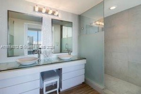 Copropriété à vendre à Miami, Floride: 3 chambres, 168.9 m2 № 1236655 - photo 22