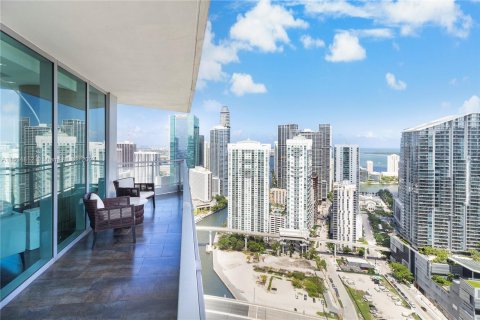 Condominio en venta en Miami, Florida, 3 dormitorios, 168.9 m2 № 1236655 - foto 2