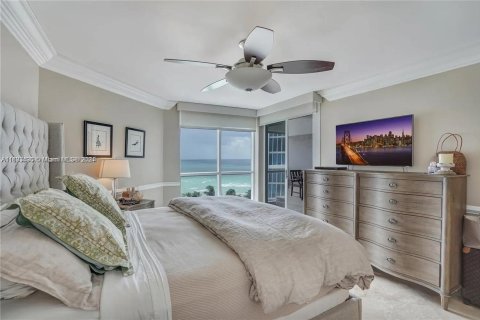 Condominio en venta en Miami Beach, Florida, 2 dormitorios, 114.27 m2 № 1441970 - foto 4