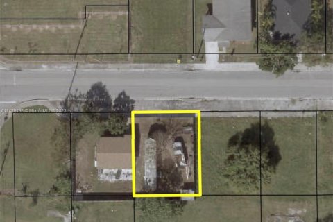 Terreno en venta en Homestead, Florida № 839703 - foto 1