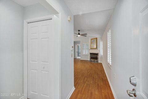 Duplex à vendre à Jacksonville, Floride: 2 chambres, 110.46 m2 № 857517 - photo 5