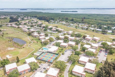 Condo in Vero Beach, Florida, 1 bedroom  № 1217623 - photo 5