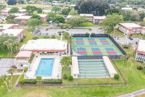 Condo in Vero Beach, Florida, 1 bedroom  № 1217623 - photo 6