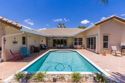 Villa ou maison à vendre à Coral Springs, Floride: 5 chambres, 261.52 m2 № 1217624 - photo 18