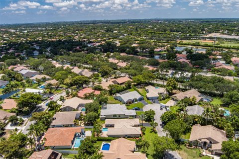 Villa ou maison à vendre à Coral Springs, Floride: 5 chambres, 261.52 m2 № 1217624 - photo 4