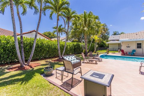 Villa ou maison à vendre à Coral Springs, Floride: 5 chambres, 261.52 m2 № 1217624 - photo 17