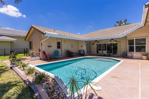 Villa ou maison à vendre à Coral Springs, Floride: 5 chambres, 261.52 m2 № 1217624 - photo 28