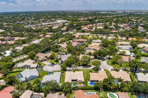 Villa ou maison à vendre à Coral Springs, Floride: 5 chambres, 261.52 m2 № 1217624 - photo 5