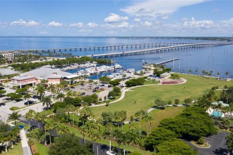 Villa ou maison à vendre à Punta Gorda, Floride: 3 chambres, 215.16 m2 № 664238 - photo 6