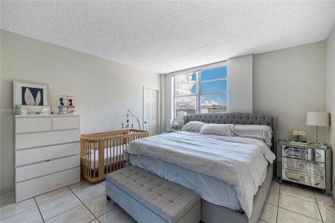 Condominio en venta en Miami Beach, Florida, 1 dormitorio, 83.61 m2 № 1281493 - foto 16