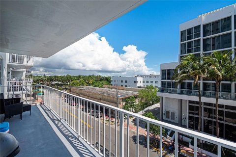 Condominio en venta en Miami Beach, Florida, 1 dormitorio, 83.61 m2 № 1281493 - foto 20