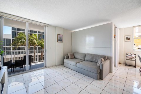 Copropriété à vendre à Miami Beach, Floride: 1 chambre, 83.61 m2 № 1281493 - photo 3