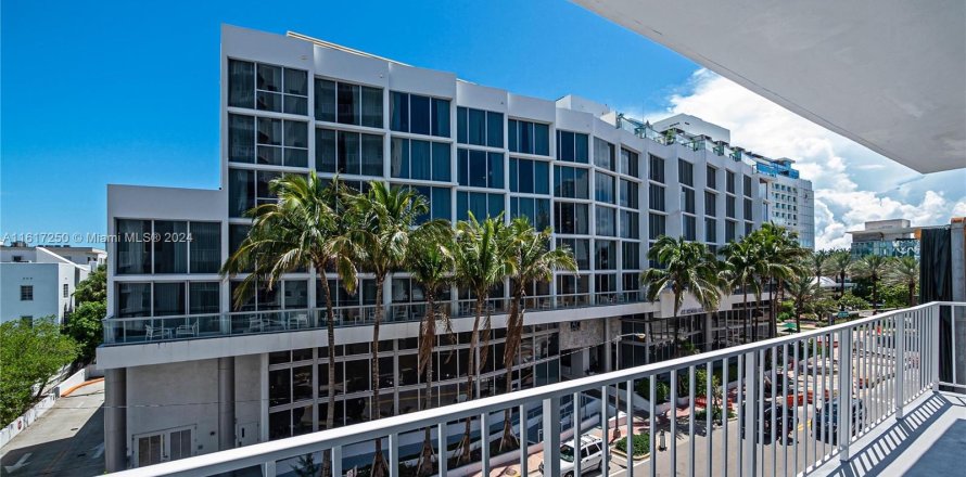 Condo à Miami Beach, Floride, 1 chambre  № 1281493