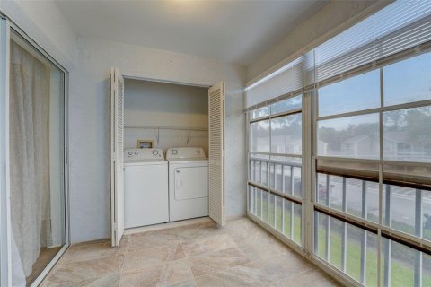 Condo in Hudson, Florida, 2 bedrooms  № 1109491 - photo 24