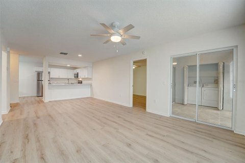 Condo in Hudson, Florida, 2 bedrooms  № 1109491 - photo 12