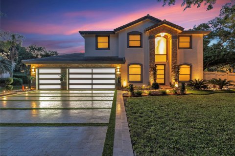 Casa en venta en Coral Springs, Florida, 4 dormitorios, 307.88 m2 № 1118588 - foto 18