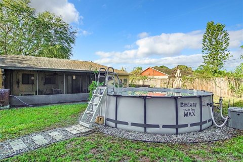 Villa ou maison à vendre à Titusville, Floride: 3 chambres, 100.71 m2 № 1344863 - photo 29