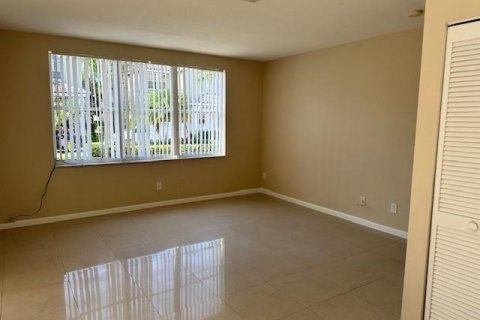 Touwnhouse à vendre à Coral Springs, Floride: 3 chambres, 151.8 m2 № 1185313 - photo 10