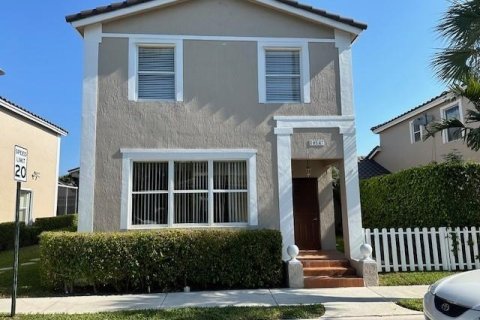 Touwnhouse à vendre à Coral Springs, Floride: 3 chambres, 151.8 m2 № 1185313 - photo 12