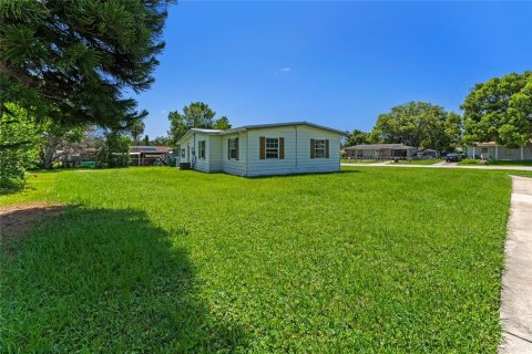 House in Deltona, Florida 2 bedrooms, 91.42 sq.m. № 1300131 - photo 22