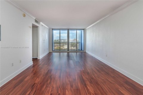 Condominio en venta en Miami Beach, Florida, 1 dormitorio, 84.08 m2 № 1290938 - foto 6