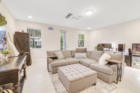 Immobilier commercial à vendre à Jupiter, Floride: 256.87 m2 № 638717 - photo 30