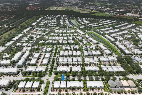 Immobilier commercial à vendre à Jupiter, Floride: 256.87 m2 № 638717 - photo 9