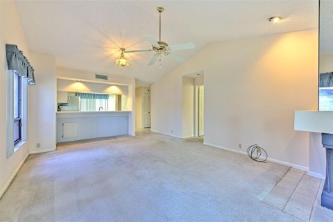 Villa ou maison à vendre à Brandon, Floride: 2 chambres, 100.15 m2 № 1322756 - photo 22