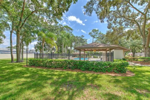 Villa ou maison à vendre à Brandon, Floride: 2 chambres, 100.15 m2 № 1322756 - photo 30