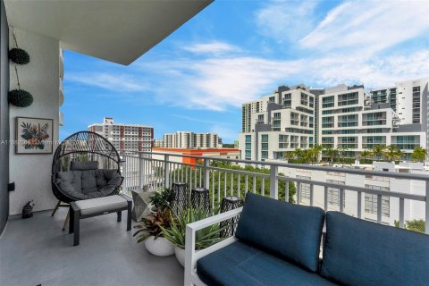 Condo in Miami, Florida, 2 bedrooms  № 1375686 - photo 17