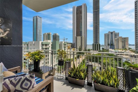 Condominio en venta en Miami, Florida, 2 dormitorios, 117.52 m2 № 1375686 - foto 12