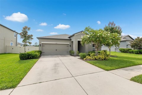 Villa ou maison à vendre à Spring Hill, Floride: 3 chambres, 169.64 m2 № 1302029 - photo 1