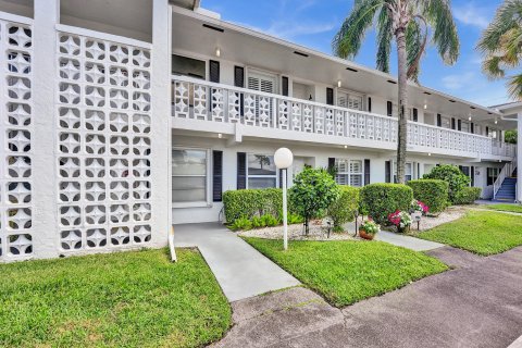 Copropriété à vendre à Delray Beach, Floride: 2 chambres, 108.42 m2 № 1002606 - photo 2