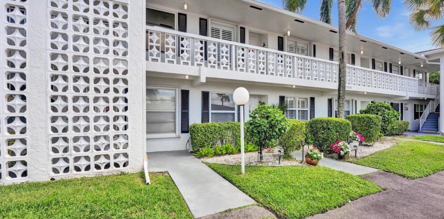 Condominio en Delray Beach, Florida, 2 dormitorios  № 1002606