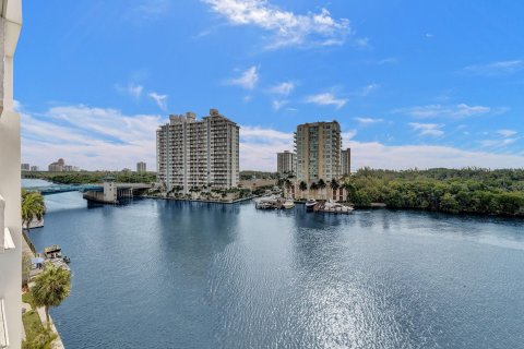 Condo in Fort Lauderdale, Florida, 2 bedrooms  № 1174510 - photo 26