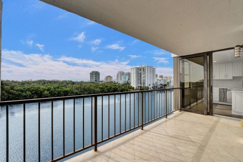 Copropriété à vendre à Fort Lauderdale, Floride: 2 chambres, 139.35 m2 № 1174510 - photo 30