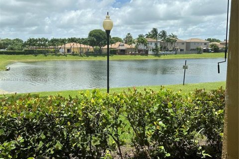 Condominio en alquiler en Cutler Bay, Florida, 3 dormitorios, 105.26 m2 № 1345877 - foto 20