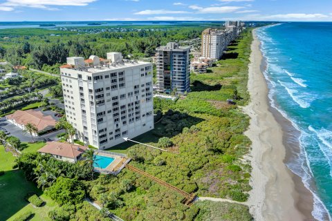 Copropriété à vendre à Hutchinson Island South, Floride: 3 chambres, 201.97 m2 № 861014 - photo 11