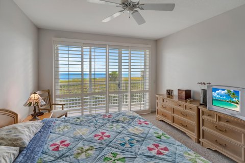 Condo in Hutchinson Island South, Florida, 3 bedrooms  № 861014 - photo 17