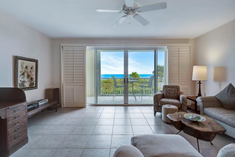 Condo in Hutchinson Island South, Florida, 3 bedrooms  № 861014 - photo 29